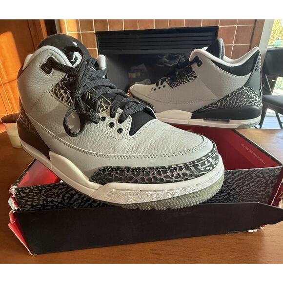 Jordan 3 Retro Wolf Gray Size 10 OG Box Card Tag EUC Nike Air Jordan III EUC main image 4